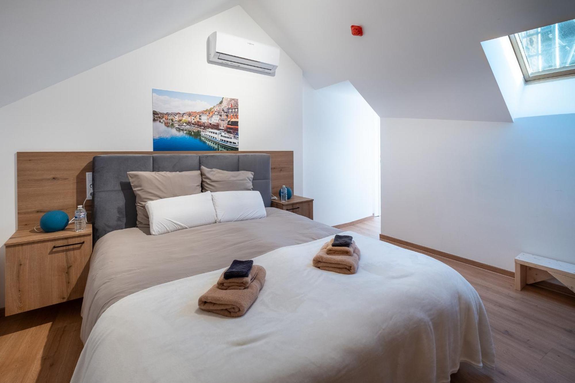 Nomad Apartments - Vue Collegiale Динан Экстерьер фото